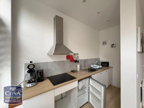 Appartement à louer 2 pièces 61.7m² Dunkerque (59140)