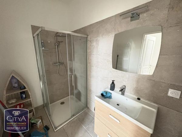Appartement à louer 2 pièces 61.7m² Dunkerque (59140)