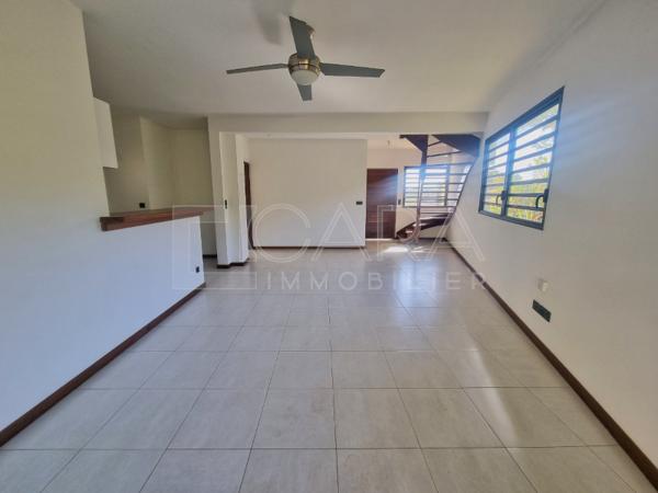 Vente Loft 5 Pièce(s) REMIRE-MONTJOLY (97354) 300 000 € calendar