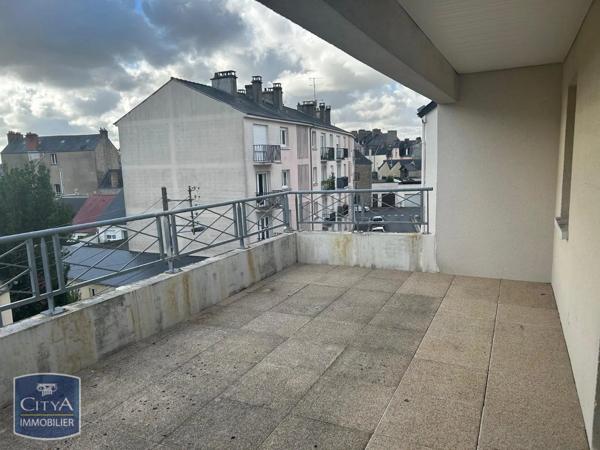 Appartement à louer 3 pièces 62.68m² Fougères (35300)