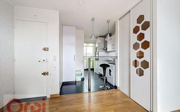 Appartement à vendre    1 pièce • 25 m2 Châtillon