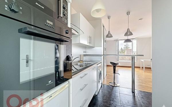 Appartement à vendre    1 pièce • 25 m2 Châtillon