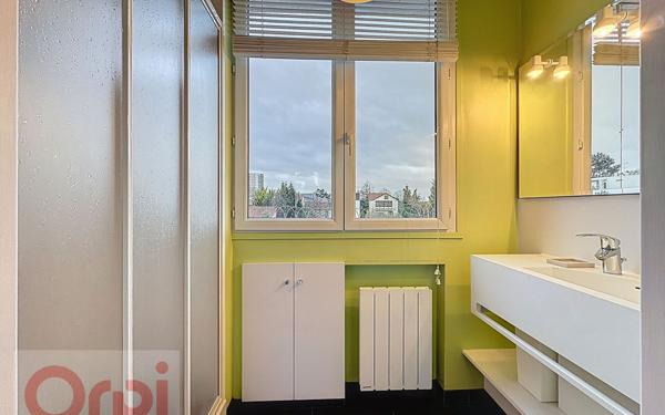 Appartement à vendre    1 pièce • 25 m2 Châtillon