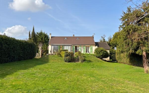 Maison à vendre    6 pièces • 154 m2 Sainte-Barbe-sur-Gaillon