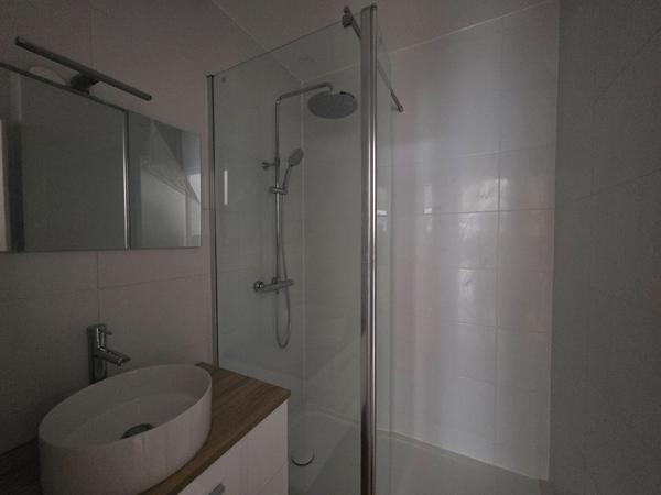 APPARTEMENT BORDEAUX DERNIER ÉTAGE , Bordeaux