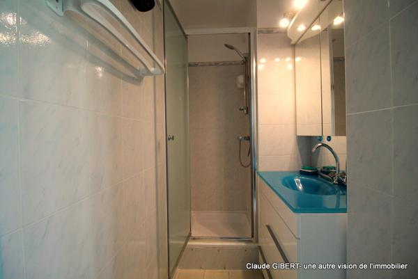 Balaruc-les-Bains (34540) Appartement T2 + place de stationnement au 1er et dernier étage proche centre-ville à Balaruc-Les-Bains