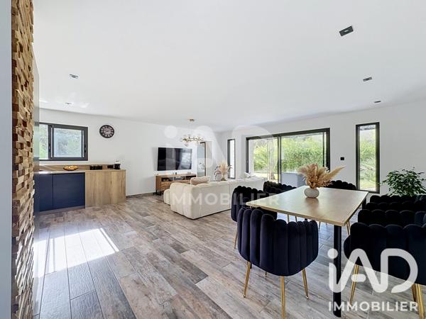 Maison à vendre 5 pièces 117 m² Mallemort