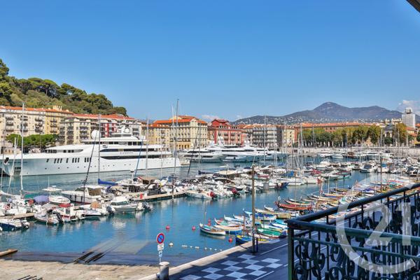 Maison à vendre  10 pièces - 280,32 m2 NICE - 06