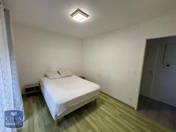 Appartement à louer 2 pièces 47.68m² Gex (01170)