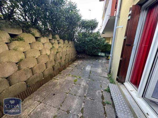 Appartement à louer 2 pièces 47.68m² Gex (01170)