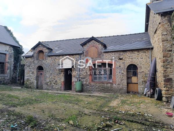 Ensemble immobilier en pierre – Fort potentiel – Centre de La Baconnière
