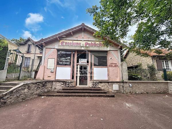 Local commercial À VENDRE Etampes 278 m2