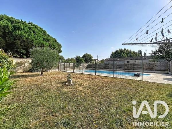 Maison à vendre 6 pièces 200 m² Montpon-Ménestérol