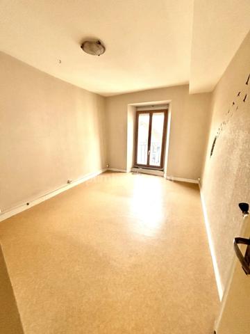 Maison de village 7 pièces – 170 m²