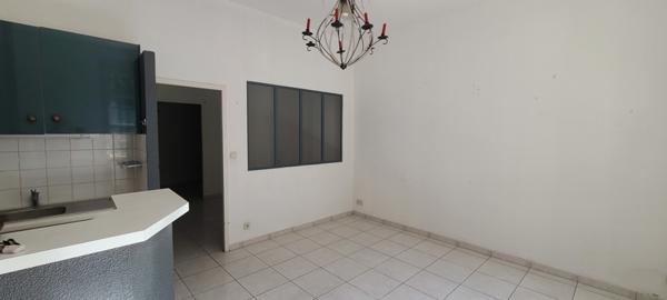 Appartement 108 600 € Sète 2 p 43 m² DPE D