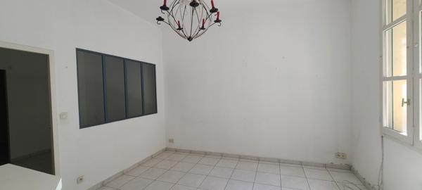 Appartement 108 600 € Sète 2 p 43 m² DPE D