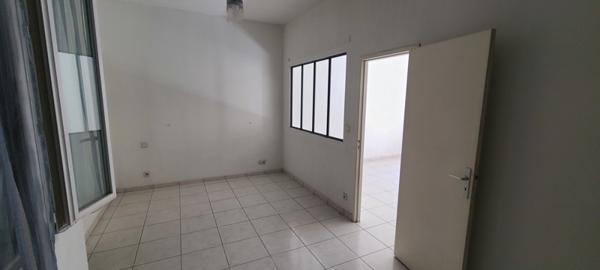 Appartement 108 600 € Sète 2 p 43 m² DPE D