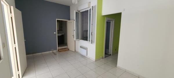 Appartement 108 600 € Sète 2 p 43 m² DPE D