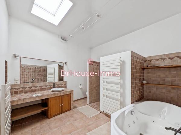 Maison à vendre 10 pièces de 270 m²