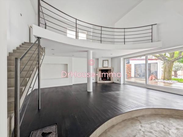 Maison à vendre 10 pièces de 270 m²