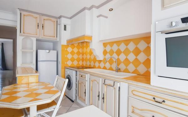 Appartement à vendre    3 pièces • 58,12 m2 Nice