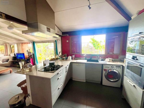 Maison à restaurer à vendre à Saint-Paul à la Réunion (97434), ref : 97424/185