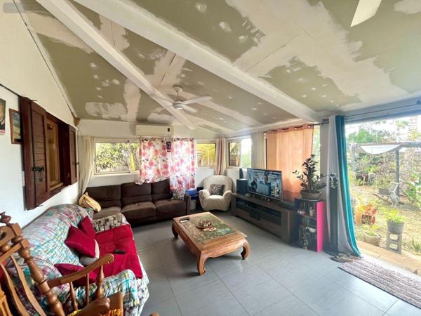 Maison à restaurer à vendre à Saint-Paul à la Réunion (97434), ref : 97424/185