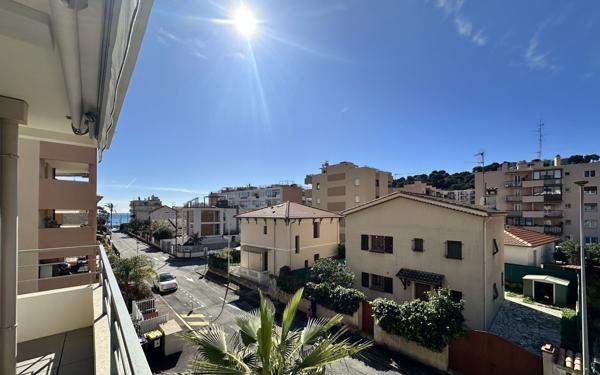 Appartement à vendre    3 pièces • 71,04 m2 Roquebrune-Cap-Martin