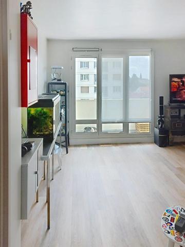 Appartement T3 au 4? étage – Centre-ville