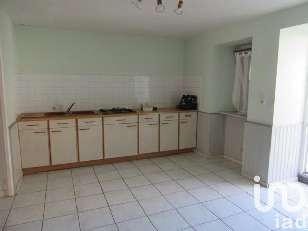 Maison à vendre 7 pièces 121 m² Bressuire