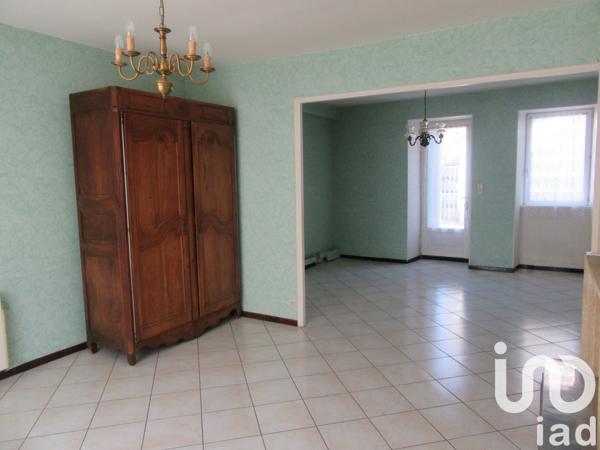 Maison à vendre 7 pièces 121 m² Bressuire
