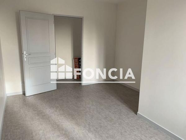Location Appartement 4 pièces 80.48 m² - 14 RUE DE LA SIDOINE Trevoux 01600