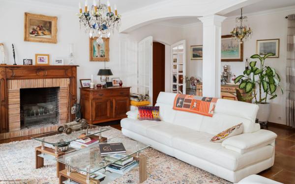 Maison à vendre    5 pièces • 200 m2 Le Cannet