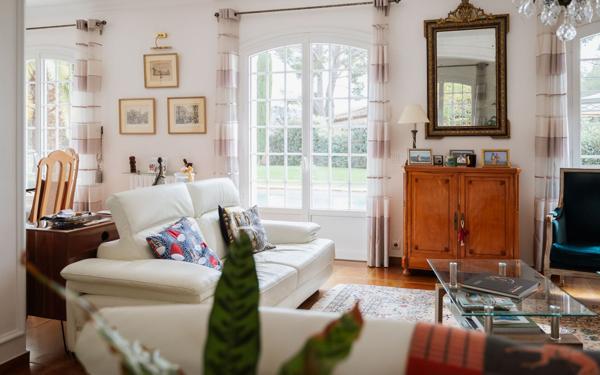 Maison à vendre    5 pièces • 200 m2 Le Cannet