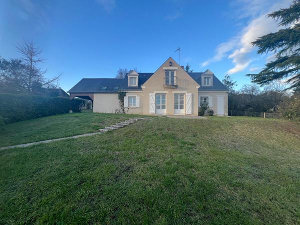 Bien d'exception sur Montrichard - 200 m² - 6 pièce(s)