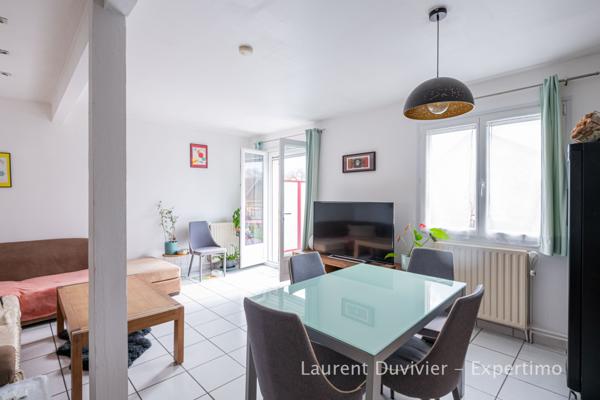 Coignières (78310) Maison familiale lumineuse avec jardin, terrasses et piscine – Coignières centre