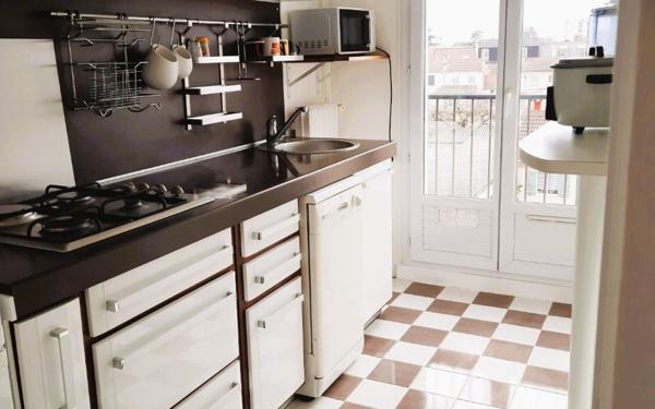 Appartement à vendre    2 pièces • 42 m2 Reims