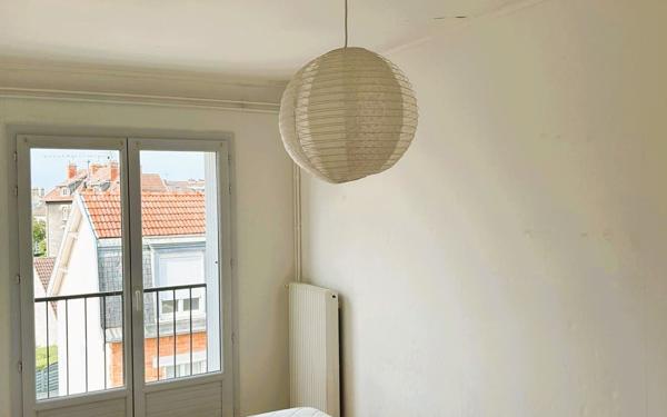 Appartement à vendre    2 pièces • 42 m2 Reims