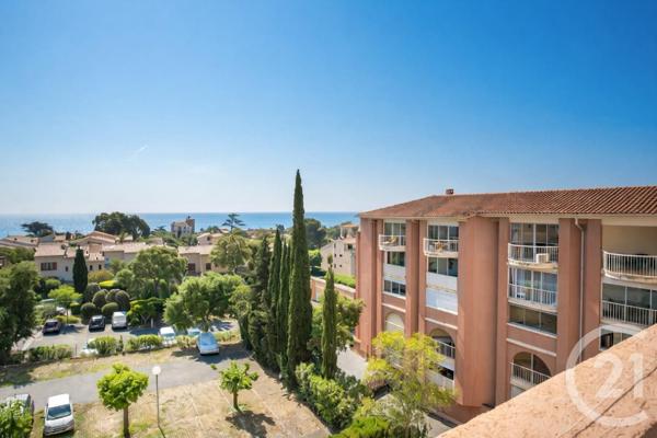 Appartement T2 à vendre  2 pièces - 35 m2 FREJUS - 83