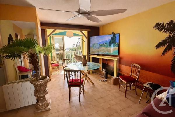 Appartement T2 à vendre  2 pièces - 35 m2 FREJUS - 83