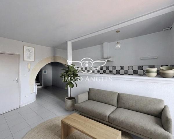 T3 EN DERNIER ETAGE AVEC BALCON ET CAVE