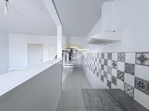 T3 EN DERNIER ETAGE AVEC BALCON ET CAVE