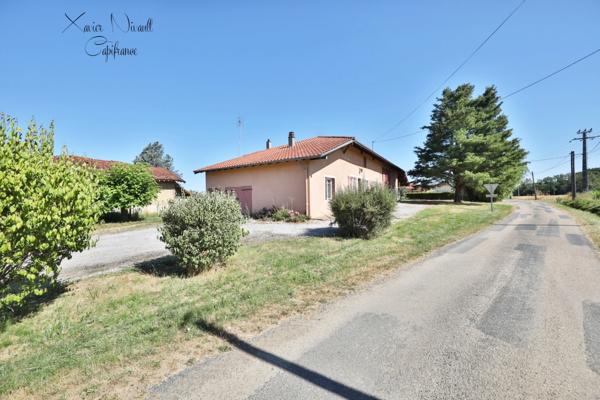 Maison à vendre 4 pièces proche de MONTREVEL EN BRESSE (01)