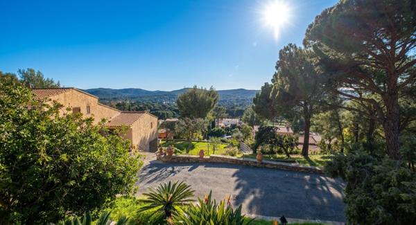 Maison dans Bormes-les-Mimosas