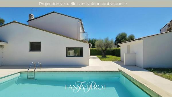 Maison 3 faces de plus de 100m² sur 440m² de terrain avec piscine