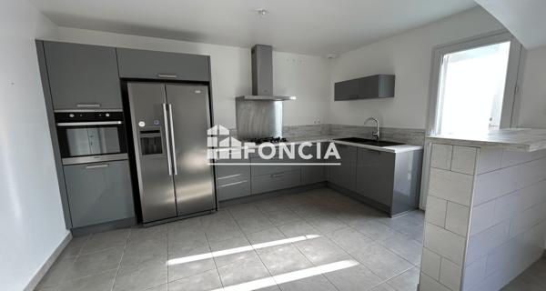 Location Maison 4 pièces 94.98 m² - Carpentras 84200