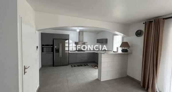 Location Maison 4 pièces 94.98 m² - Carpentras 84200