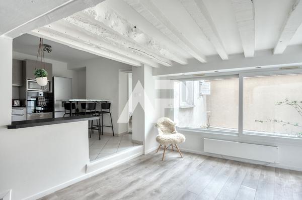 Appartement Rueil Malmaison 2 pièce(s) 49.04 m2 299 000 € **  - Référence  19907