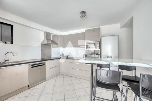 Appartement Rueil Malmaison 2 pièce(s) 49.04 m2 299 000 € **  - Référence  19907