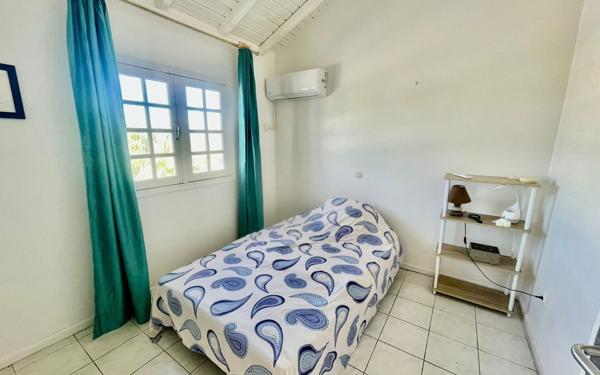 Maison à vendre    6 pièces • 203,63 m2 Baie-Mahault